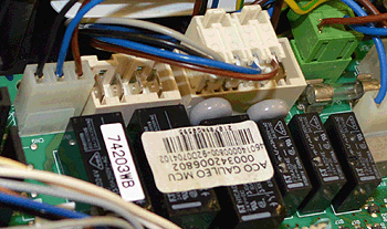 ar clas he 24.con cn9 on pcb.gif